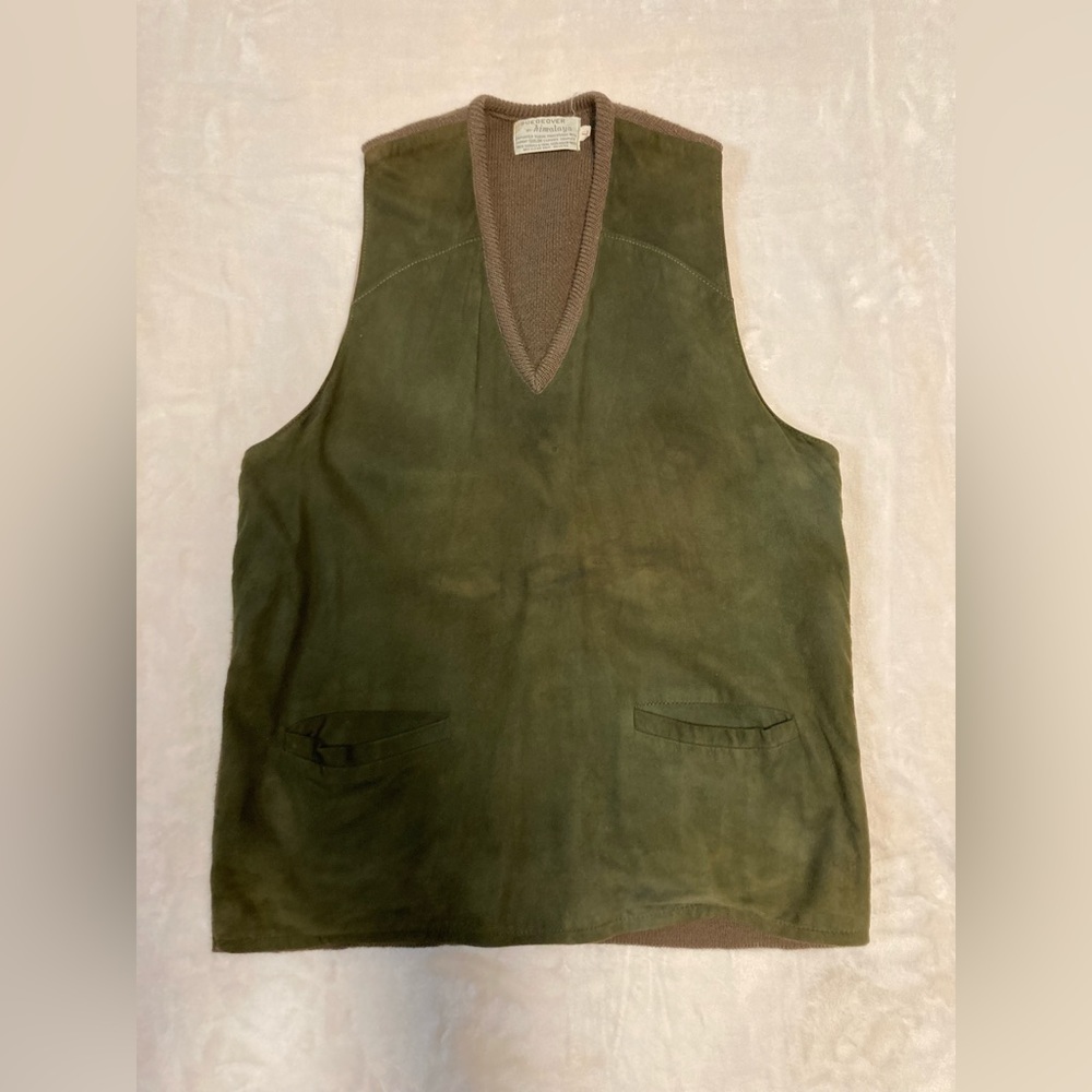 Suedeover by Himalaya. 70s Vintage Green Vest. Size L. Great Used Condition.